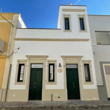 La Casa Di Rocco E Maria 1947