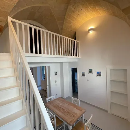 La Casa Di Rocco E Maria 1947